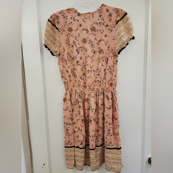 Floral Peach Mini Dress - Picture 5 of 12